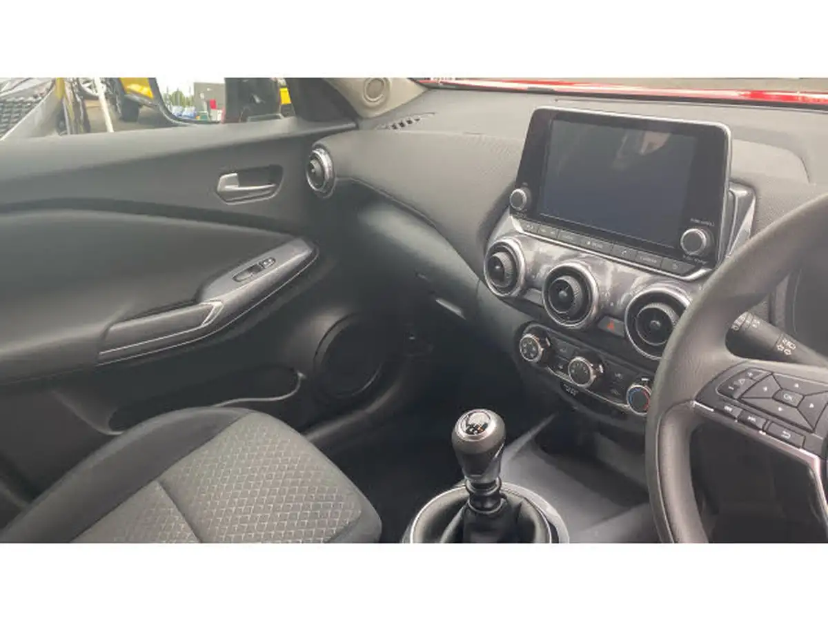 2021-nissan-juke-10-dig-t-acenta-big-13