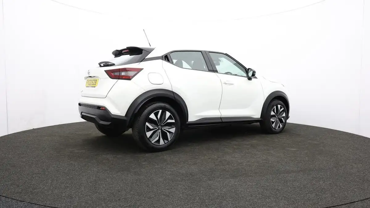 2022-nissan-juke-10-dig-t-acenta-big-35