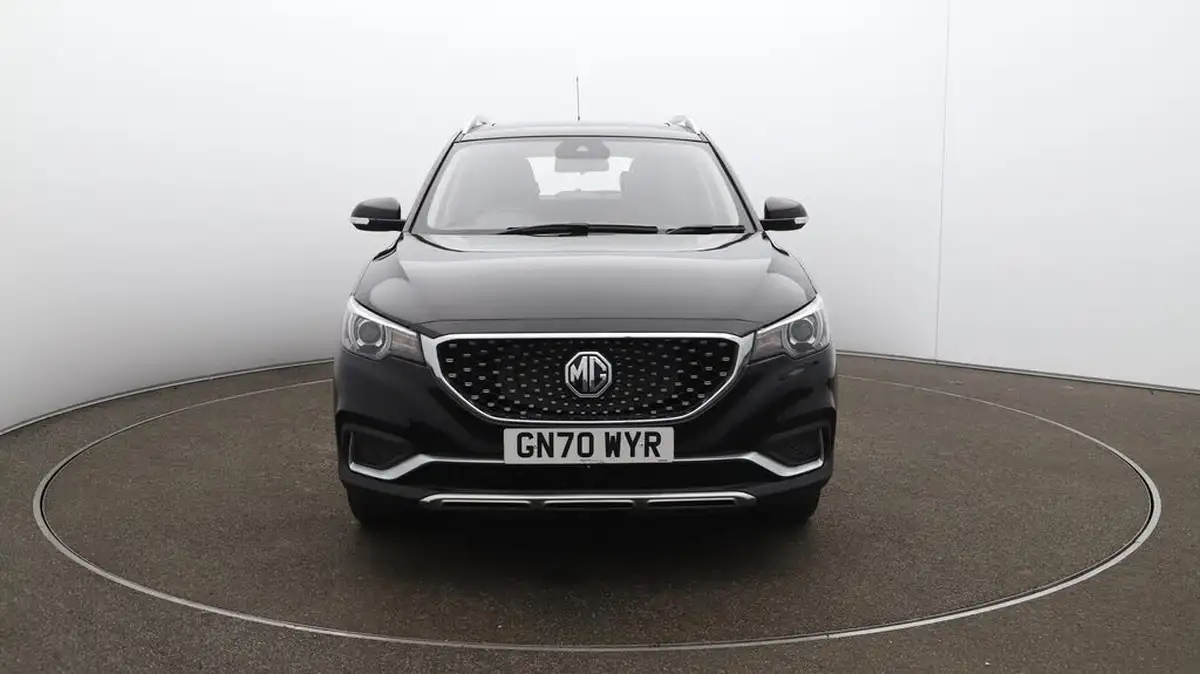 2020-mg-zs-suv-e-exclusive-ev-big-32