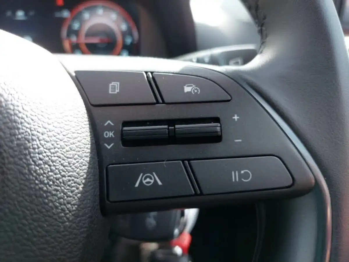 2024-hyundai-bayon-10-t-gdi-advance-big-18