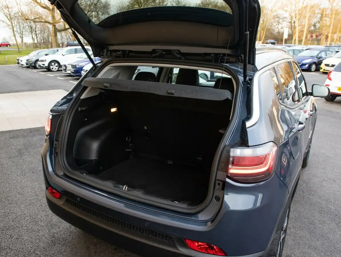 2021-jeep-compass-13-gse-limited-big-36