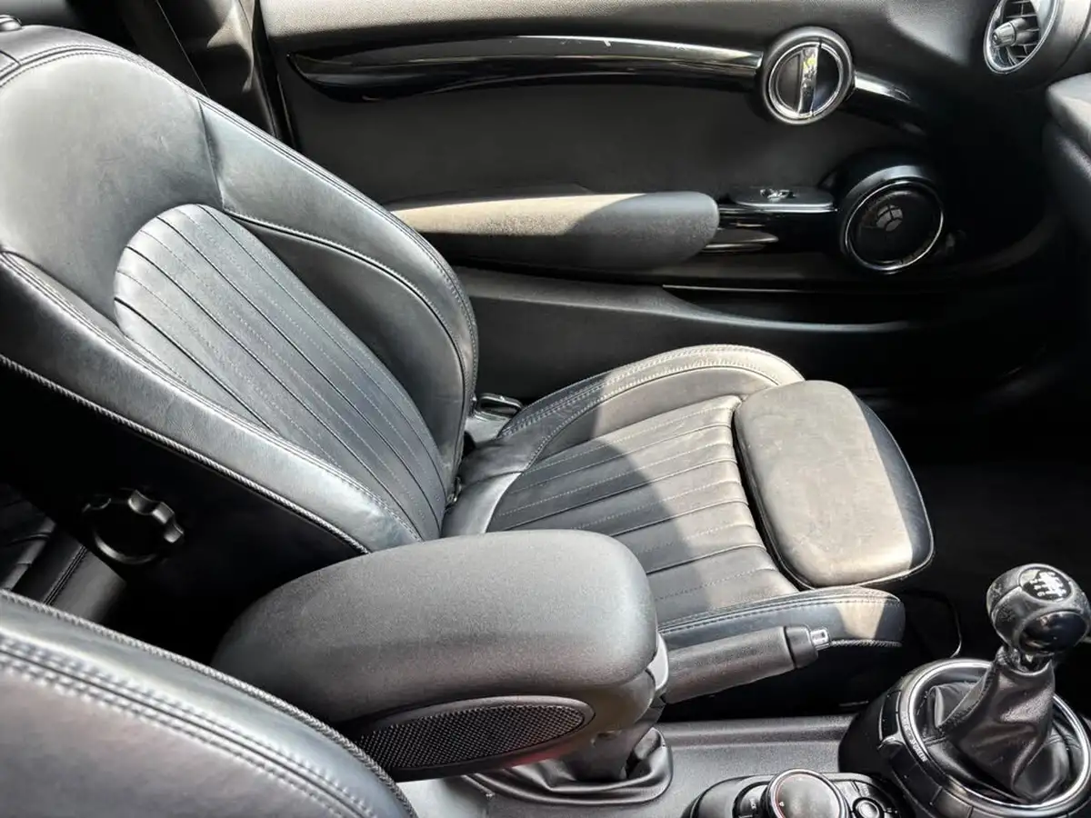 2017-mini-cooper-20-cooper-s-chili-ss-hatchback-3d-big-28