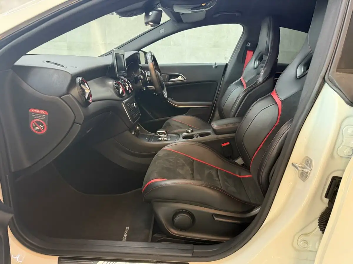 2015-mercedes-benz-cla-20-cla-45-amg-360bhp-ss-coupe-4d-big-30