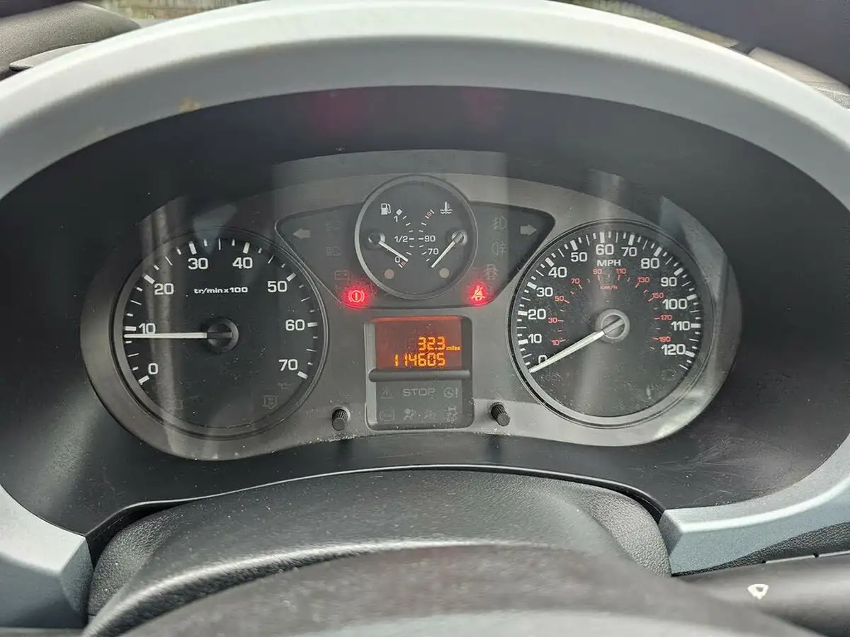 2013-citroen-berlingo-16td-vtr-90ps-big-8