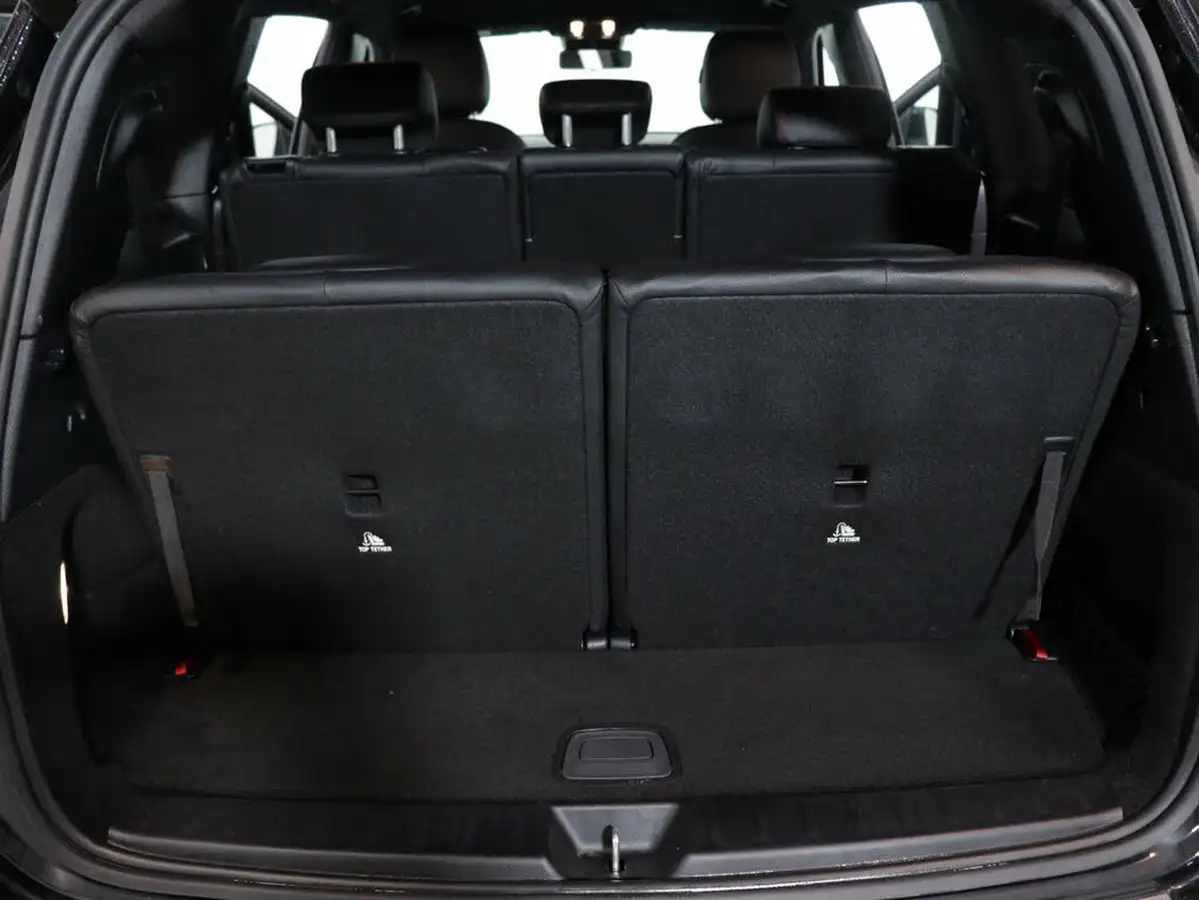 2021-mercedes-benz-glb-class-13-glb200-amg-line-7g-tronic-big-46