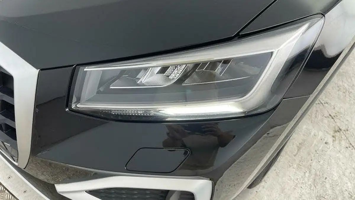 2022-audi-q2-10-30-tfsi-sport-big-37