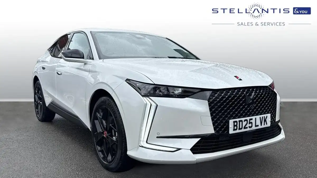 2024-ds-ds-4-e-tense-performance-line-nav-big-0