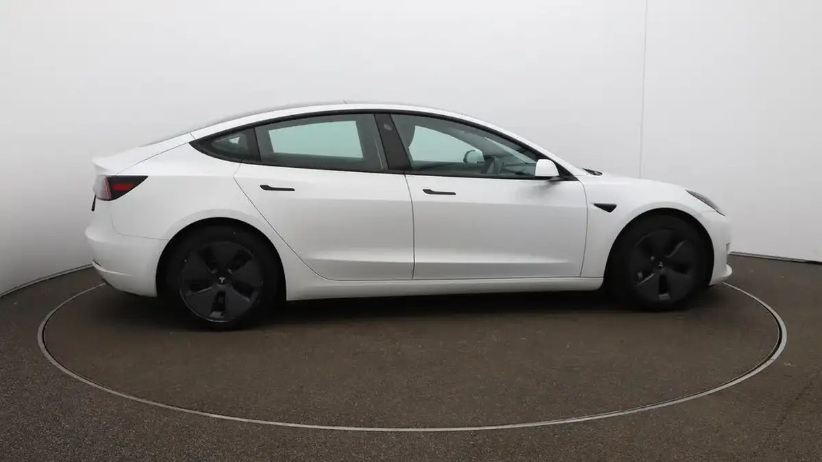 2021-tesla-model-3-e-long-range-4x4-big-50