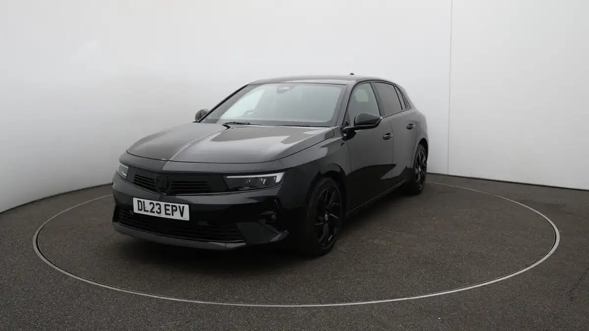 2023-vauxhall-astra-12-turbo-gs-hatchback-auto-big-29