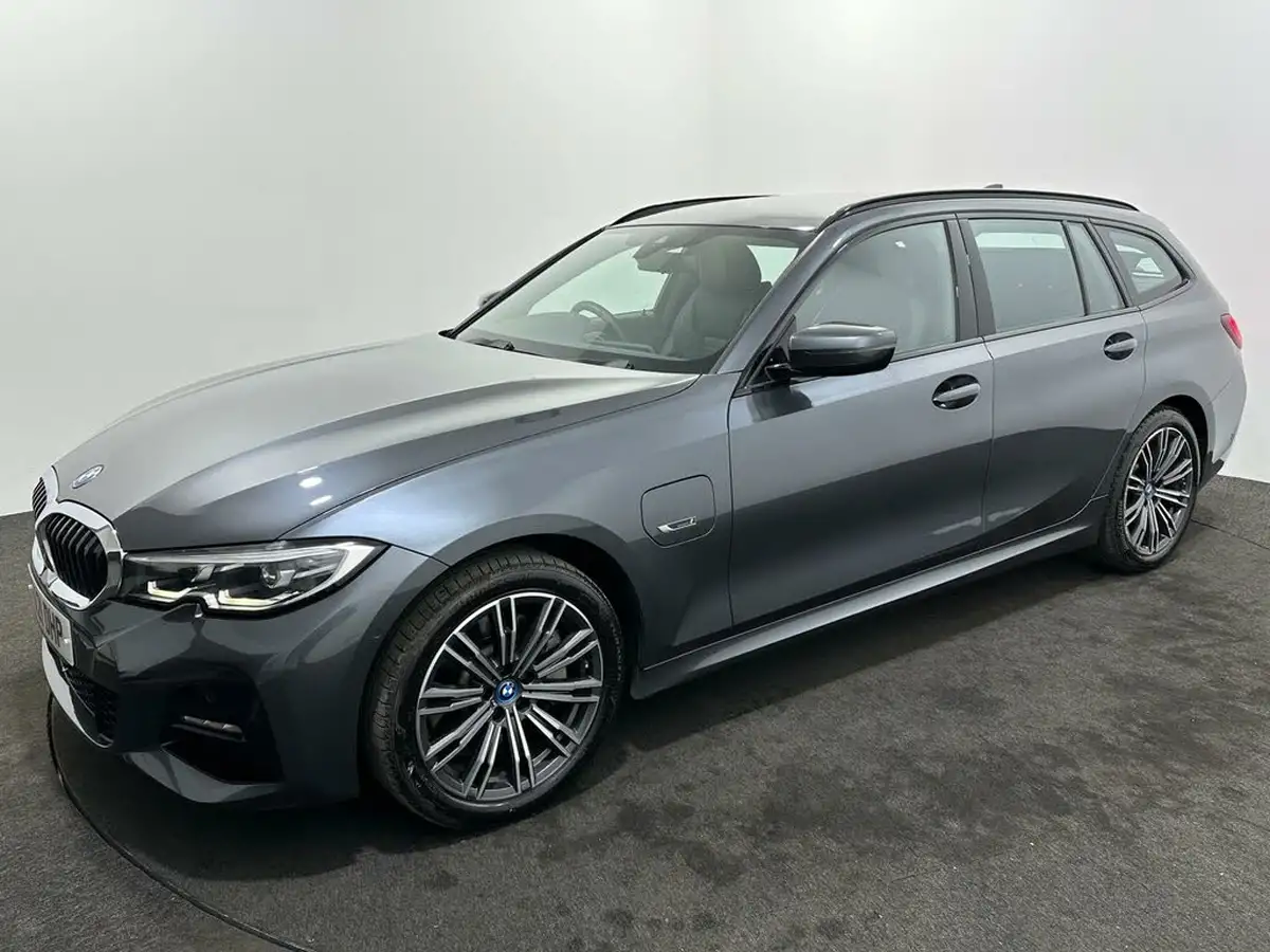 2021-bmw-3-series-20-330e-m-sport-touring-5d-big-53