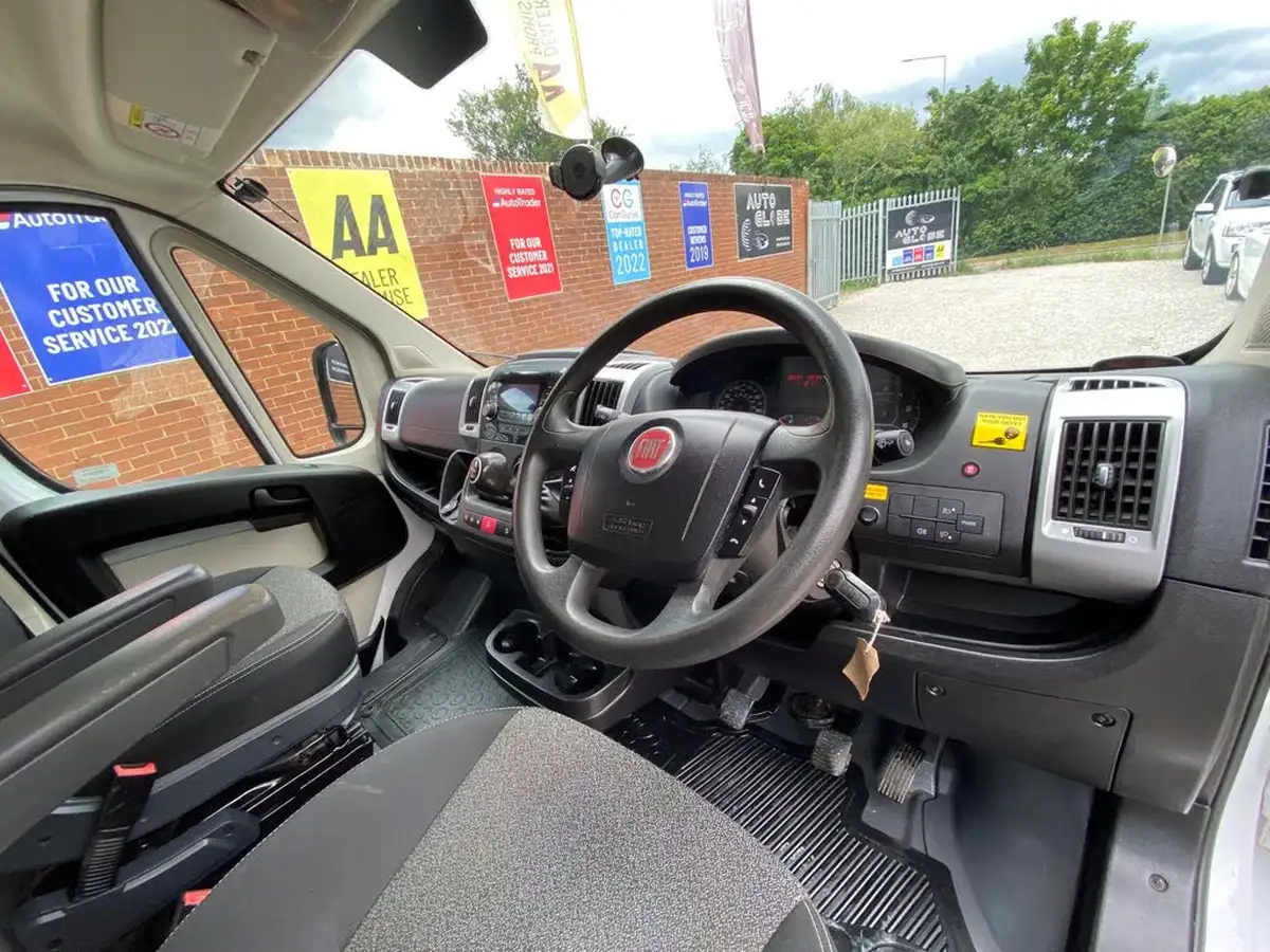 2016-fiat-ducato-23td-35-lh2-tecnico-big-7