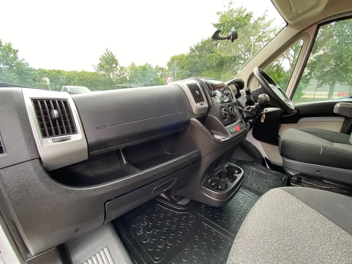 2016-fiat-ducato-23td-35-lh2-tecnico-big-11