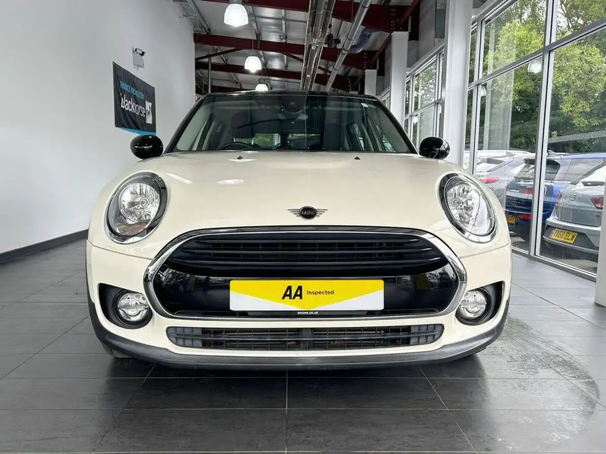 2018-mini-clubman-15-cooper-classic-ss-big-4