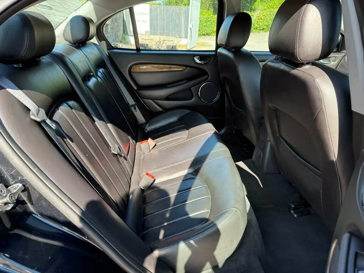 2007-jaguar-x-type-22td-se-saloon-4d-big-22