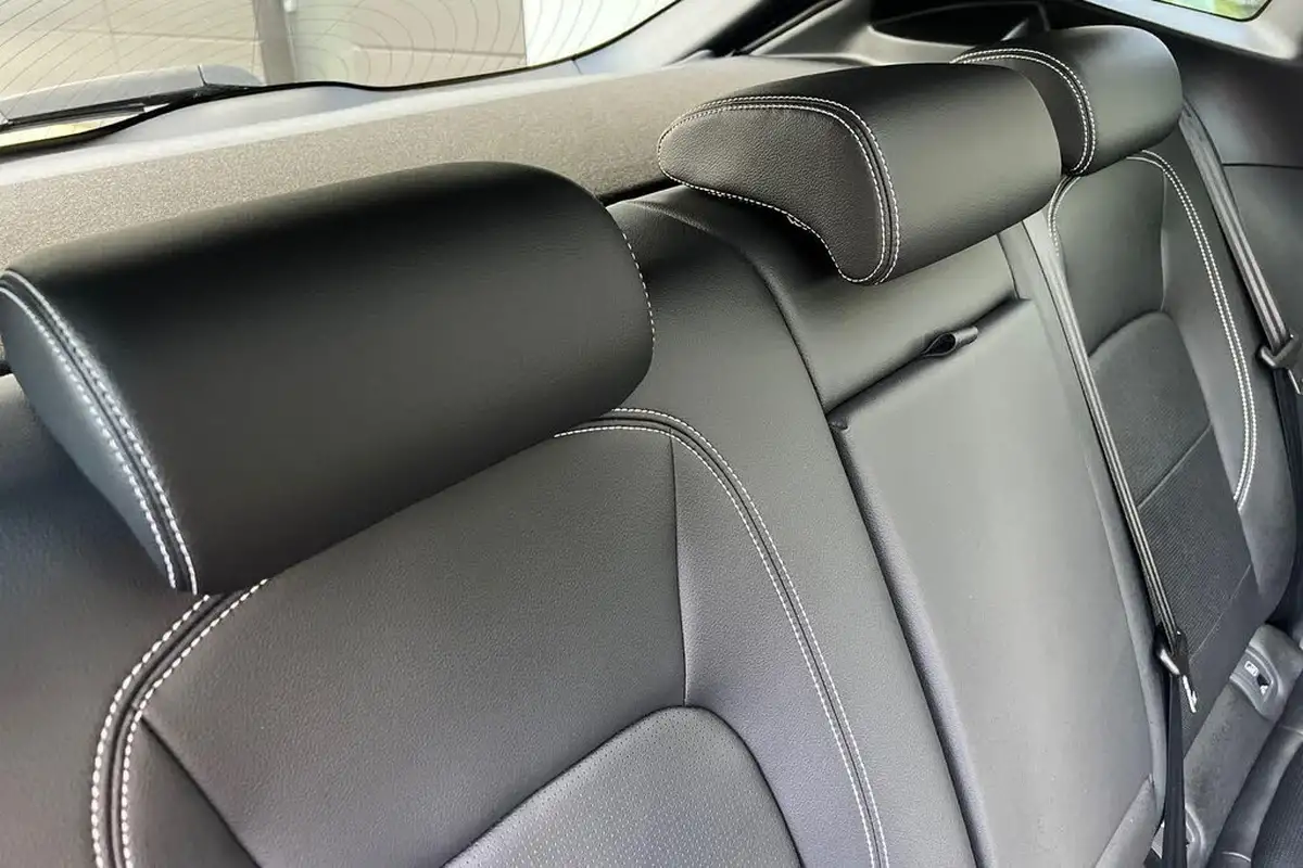 2024-jaguar-e-pace-20-d200-r-dynamic-se-black-big-28