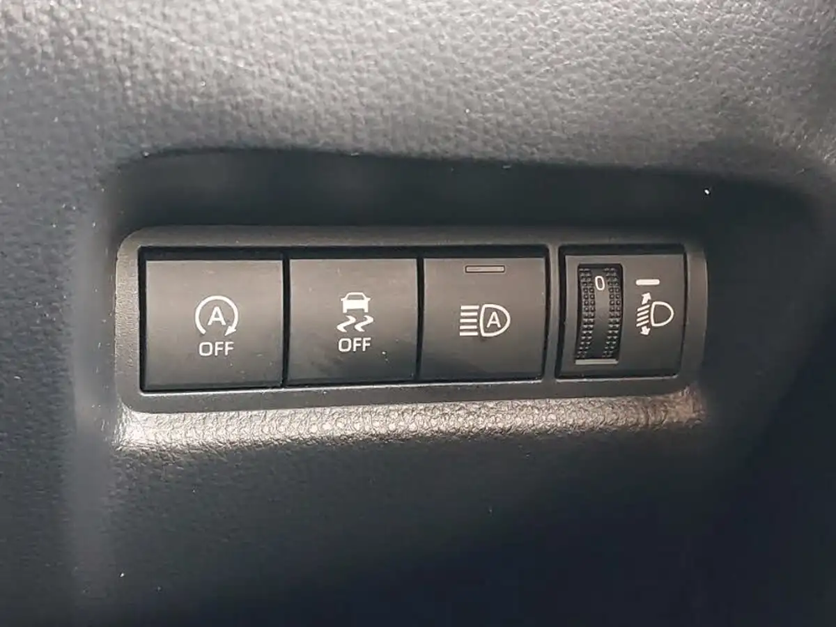 2022-toyota-aygo-x-10-vvt-i-edge-cvt-big-16