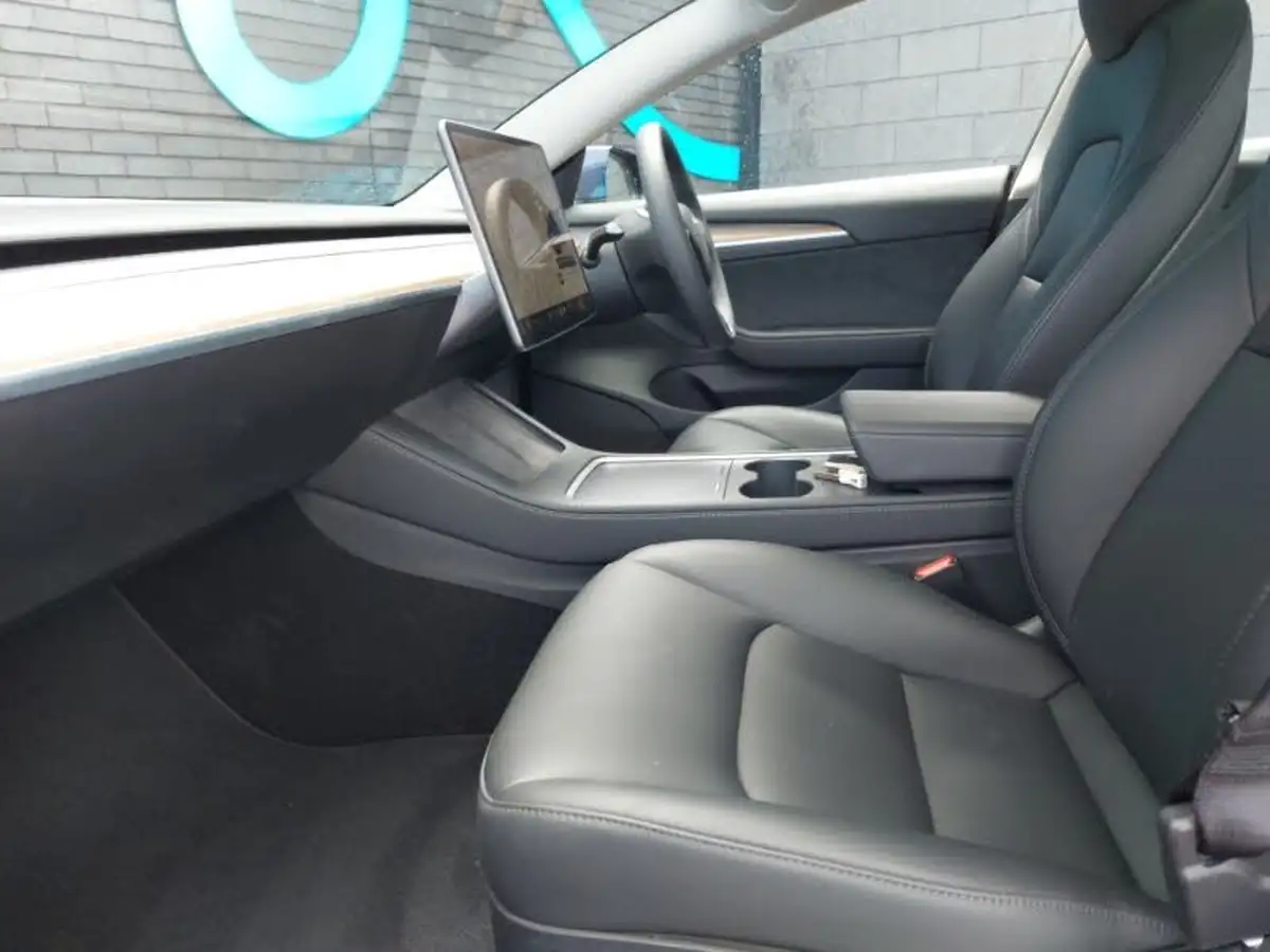 2021-tesla-model-3-e-standard-plus-big-4