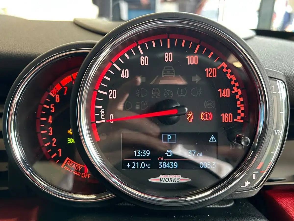2019-mini-cooper-20-john-cooper-works-comfortnav-hatchback-3d-auto-big-21