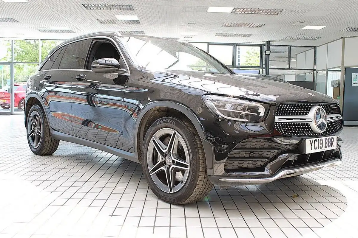 2019-mercedes-benz-glc-class-20d-glc220d-amg-line-station-wagon-5d-4matic-plus-big-7