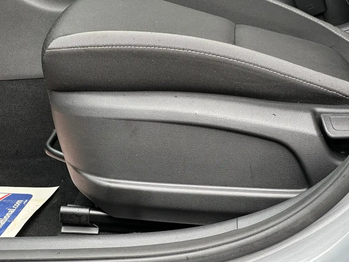 2020-hyundai-kona-16-gdi-premium-big-55