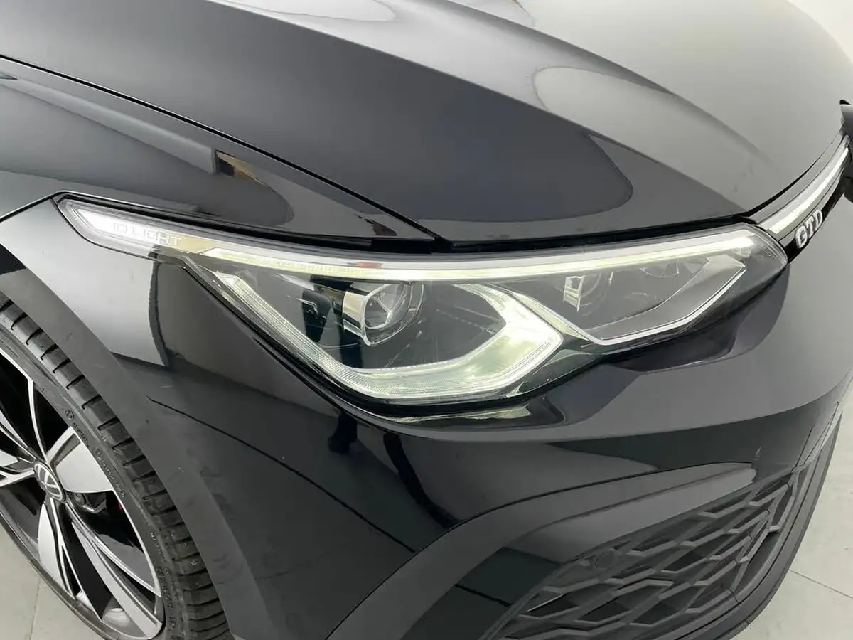 2022-volkswagen-golf-20tdi-gtd-big-30
