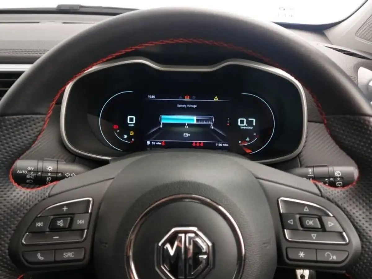 2024-mg-zs-suv-15-vti-tech-exclusive-big-18