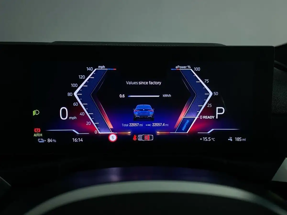 2022-bmw-i4-e-edrive40-m-sport-big-27