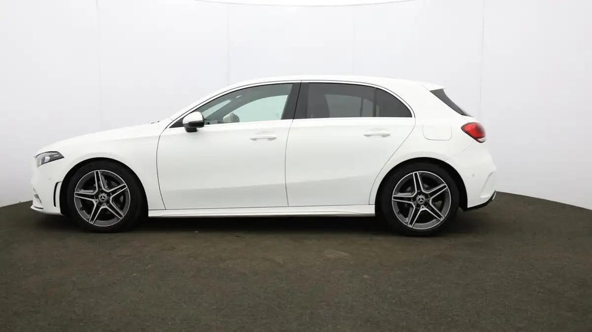 2019-mercedes-benz-a-class-13-a180-amg-line-executive-hatchback-5d-7g-dct-big-62