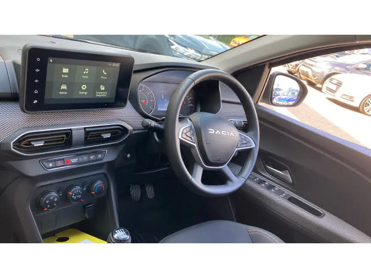 2024-dacia-sandero-stepway-10-tce-expression-90bhp-big-8