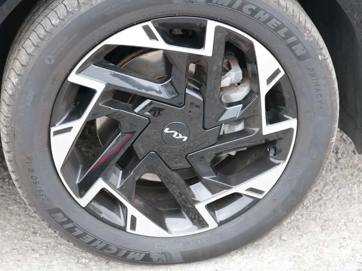 2024-kia-sportage-16-t-gdi-gt-line-261bhp-awd-phev-auto-big-8
