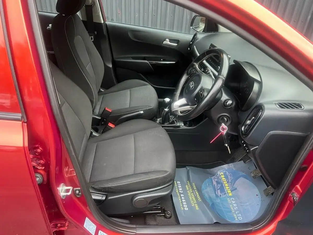 2017-kia-picanto-10-2-big-1