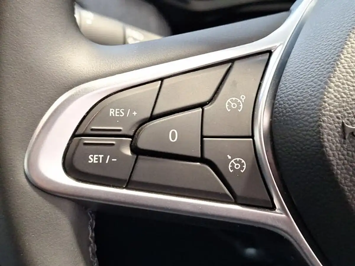 2024-renault-clio-16-evolution-big-15