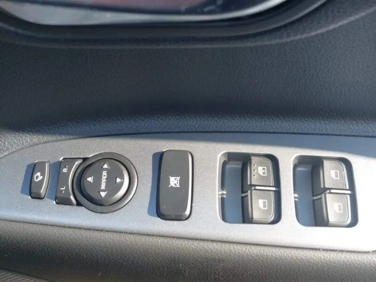 2024-kia-stonic-10-t-gdi-gt-line-s-98bhp-dct-big-12