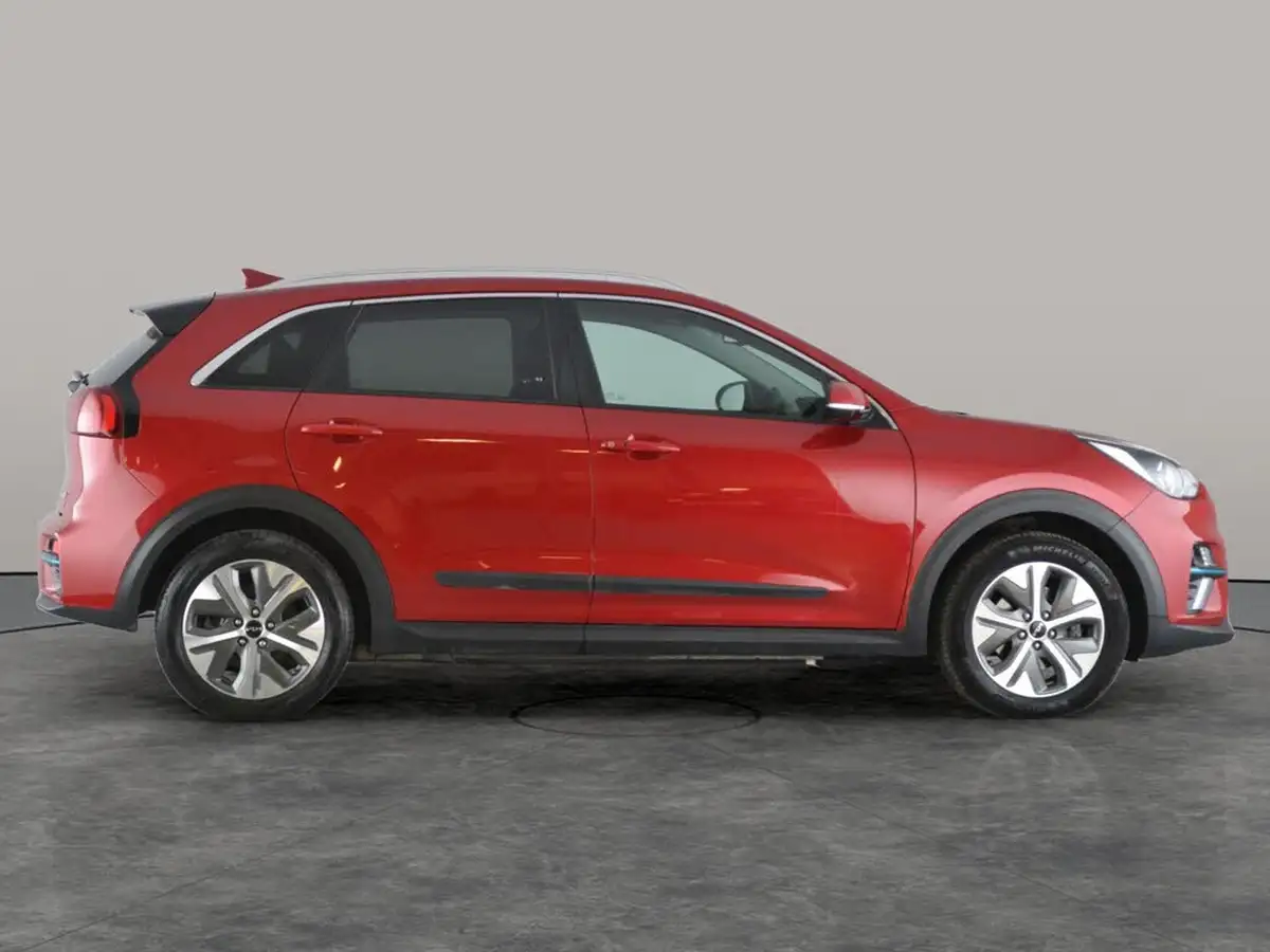 2022-kia-niro-ev-e-2-big-11
