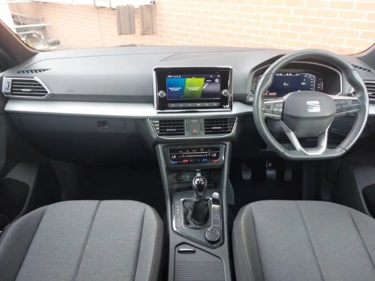 2023-seat-tarraco-15-ecotsi-se-big-2