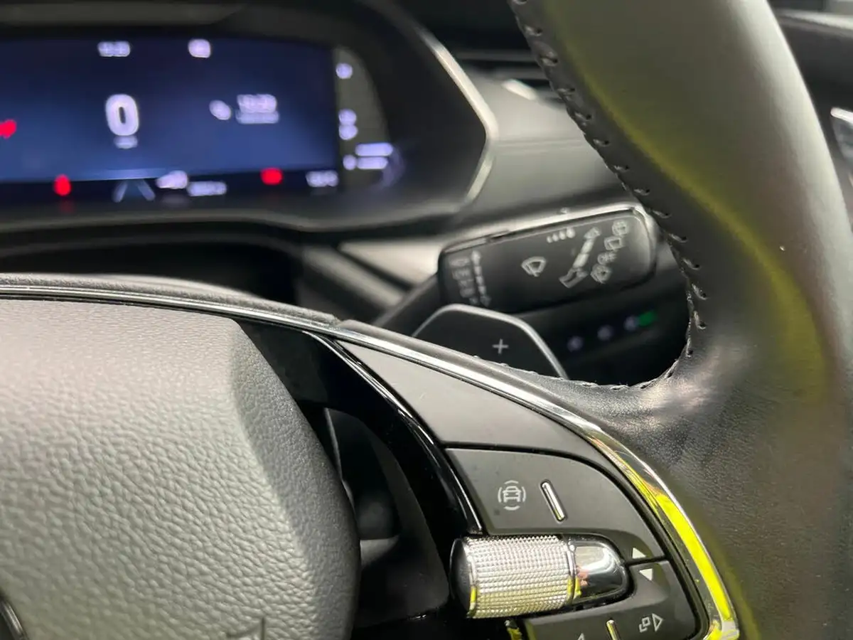 2021-skoda-octavia-14-tsi-se-technology-estate-big-21