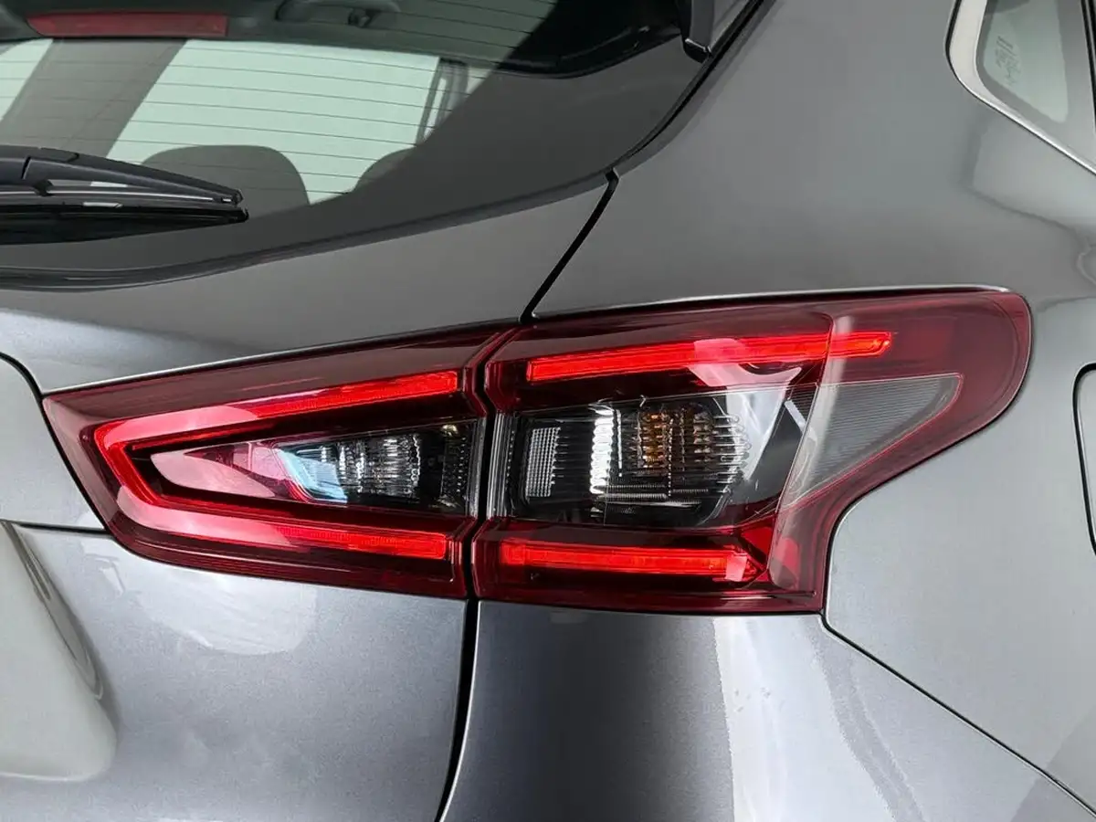 2021-nissan-qashqai-13-dig-t-acenta-premium-140ps-big-9