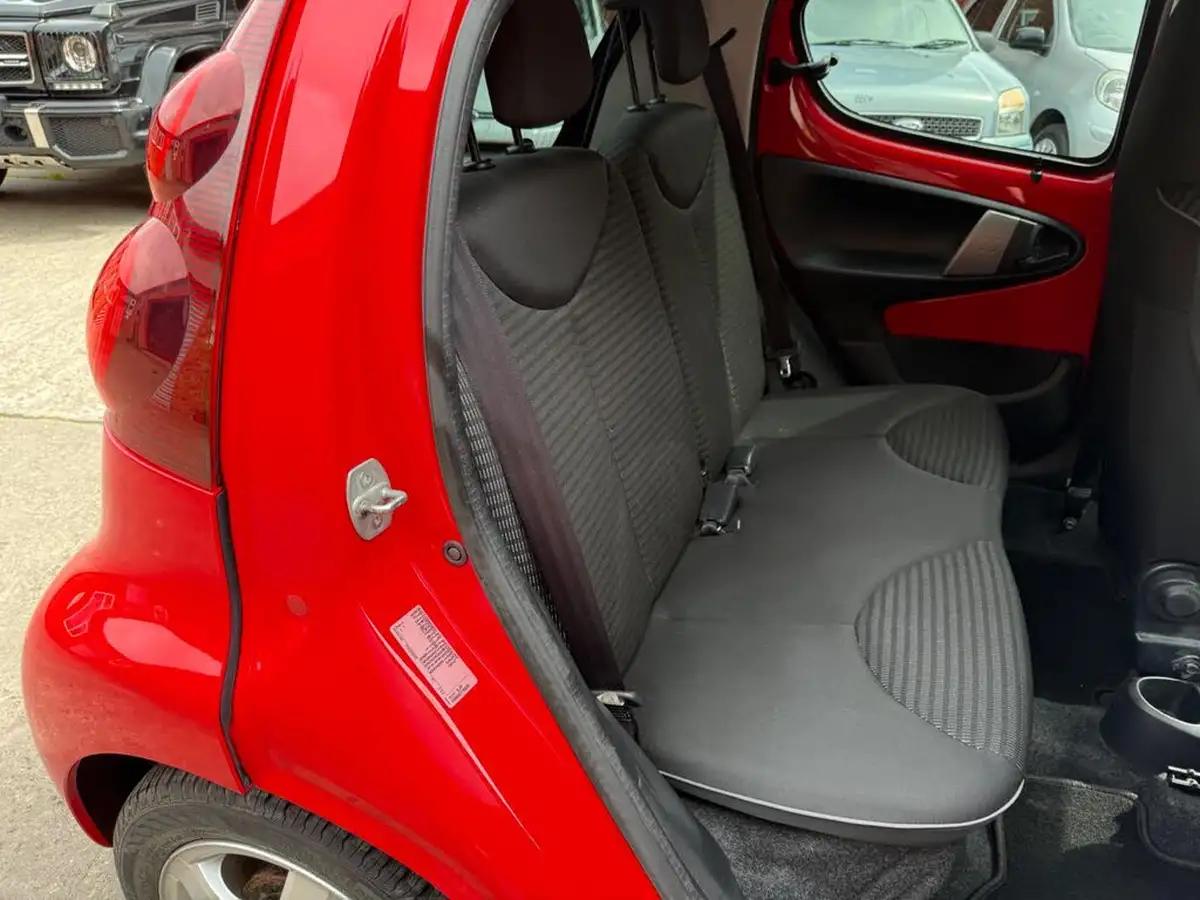 2014-peugeot-107-10-allure-5d-semi-a-big-20