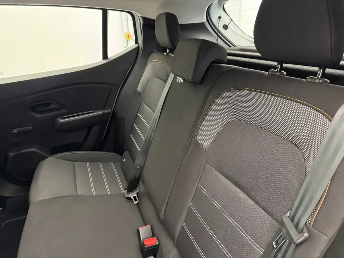 2022-dacia-sandero-stepway-10-tce-essential-90bhp-big-10