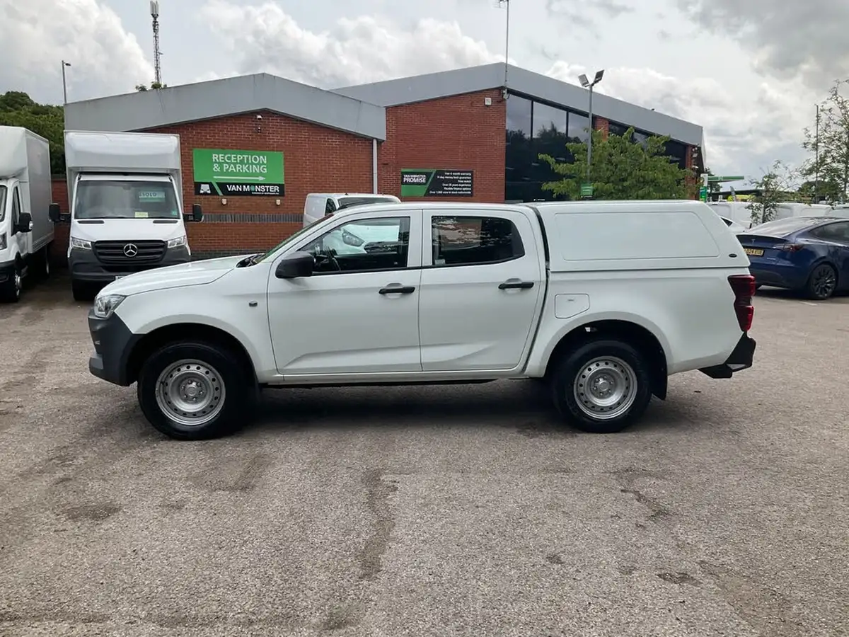2021-isuzu-d-max-19td-utility-4x4-double-pickup-big-5