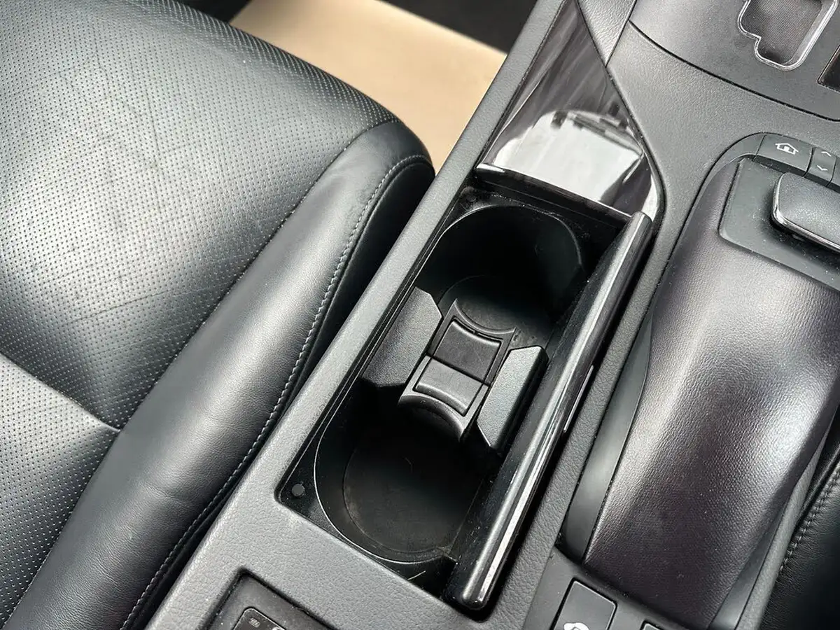 2013-lexus-rx-450h-35-luxury-big-19