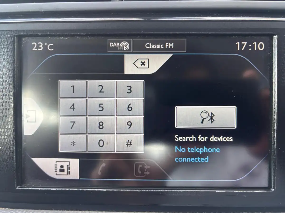 2016-citroen-c4-picasso-16bluehdi-vtr-120ps-big-47