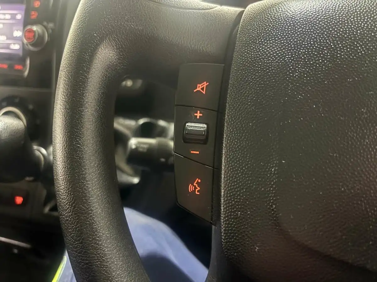 2022-peugeot-boxer-22-bluehdi-professional-335-l3-h2-panel-big-19