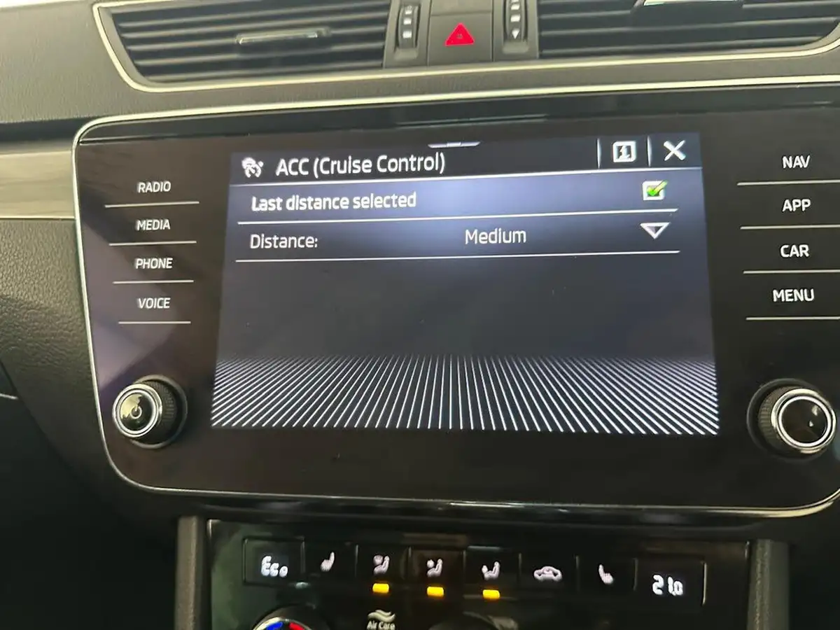 2020-skoda-superb-14-tsi-se-l-estate-big-46