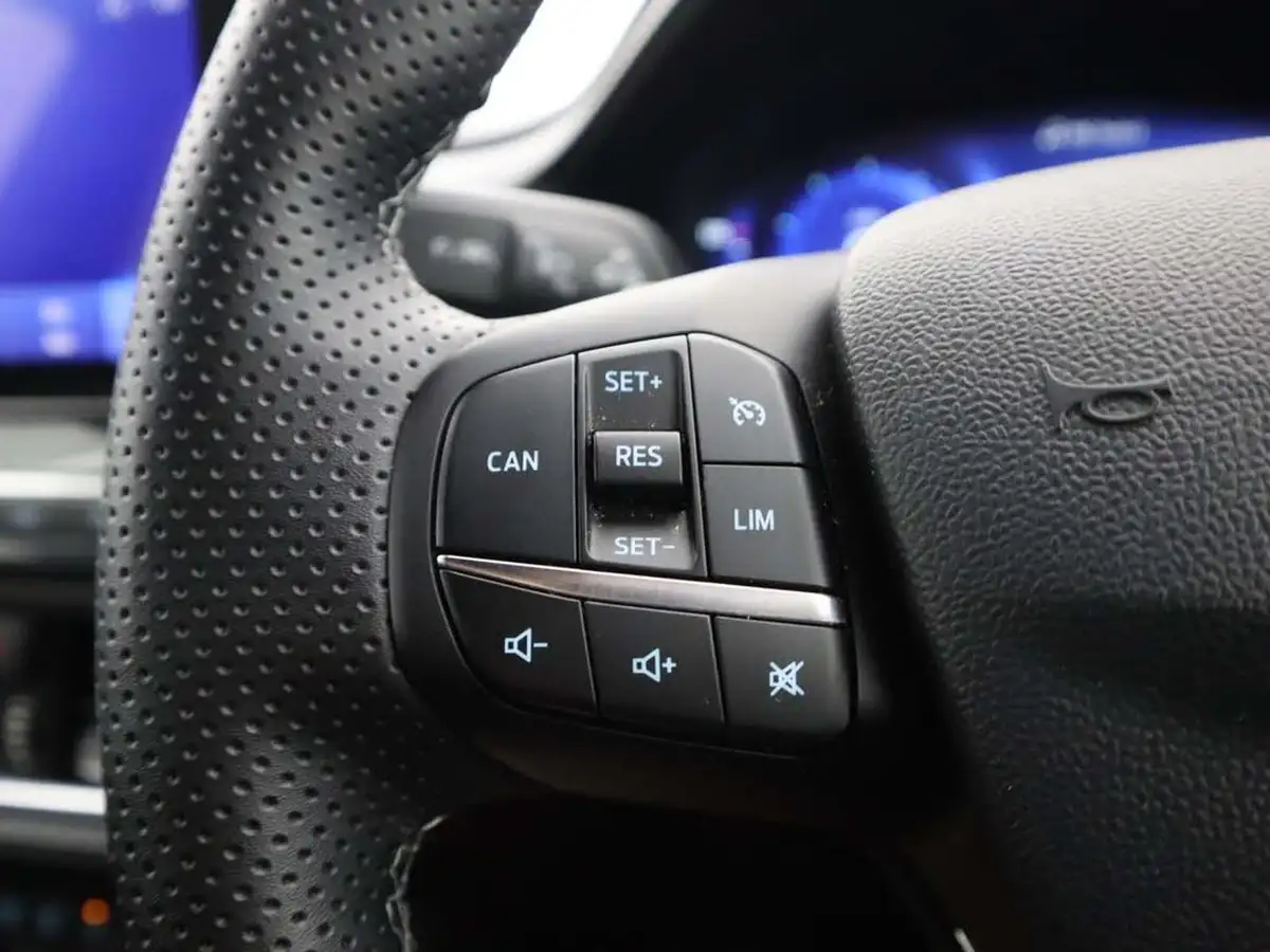 2021-ford-puma-suv-10-st-line-vignale-155ps-hybrid-mhev-auto-big-33
