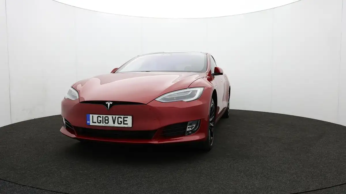 2018-tesla-model-s-e-100d-big-46