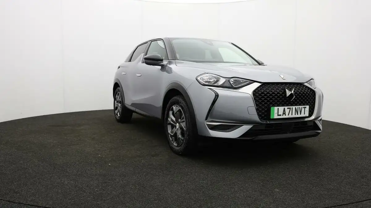 2022-ds-ds-3-crossback-e-tense-bastille-big-47