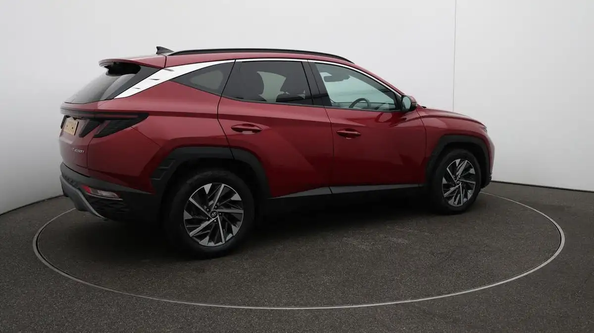 2023-hyundai-tucson-16-t-gdi-premium-150ps-big-50