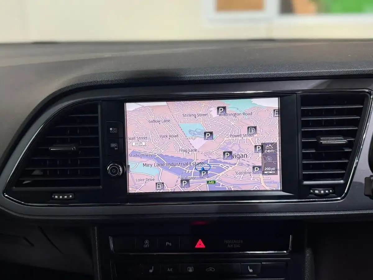 2017-seat-leon-10-tsi-se-technology-hatchback-big-14