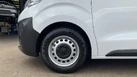 2023-peugeot-expert-15-bluehdi-professional-premium-standard-1000-small-13